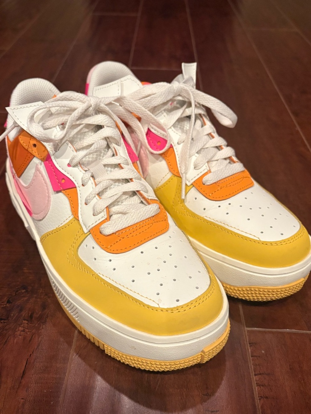 Nike White Sneakers with Pink Insole Logo